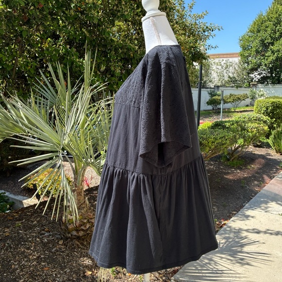 Torrid Black Babydoll Top with Lace Eyelet NWT Torrid Size 3 US size 3X - Picture 3 of 8